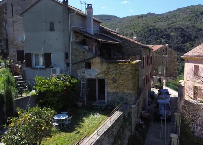 Appartamento Maison De Village 3 2 Sdb Avec Terrasse & Jardin - Proche St Florent
